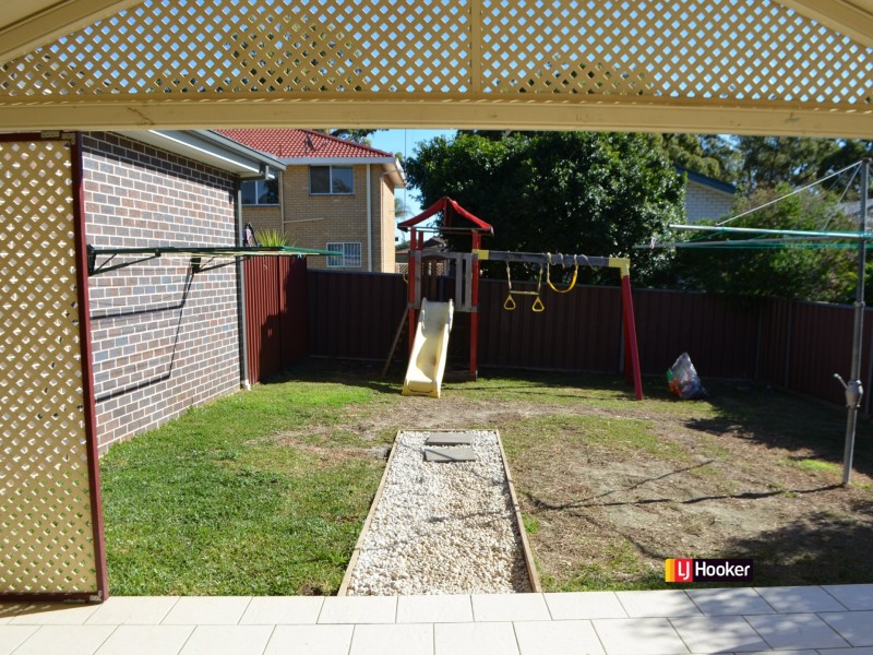 13 Warrina Rd, Bradbury NSW 2560