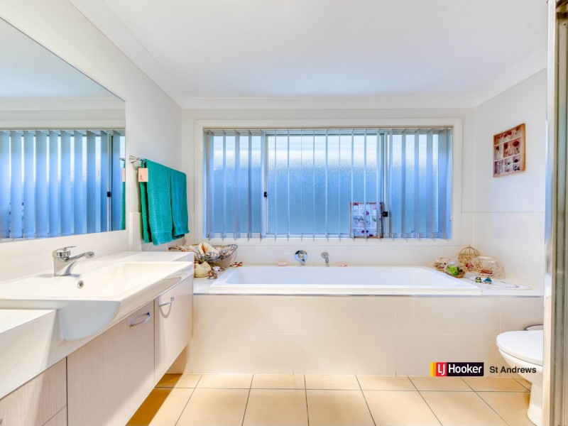 6 Knight Street, Elderslie NSW 2570
