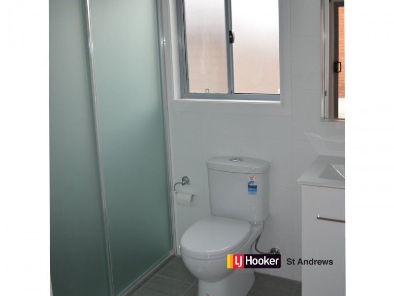 8a Myles Place, Minto NSW 2566