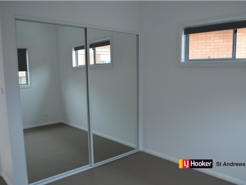 8a Myles Place, Minto NSW 2566