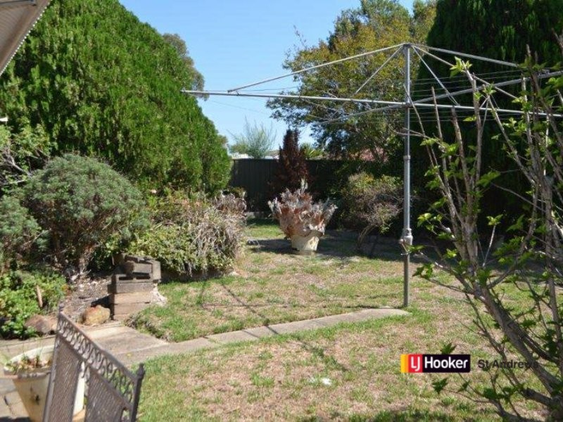 30 Poplar Crescent, Bradbury NSW 2560