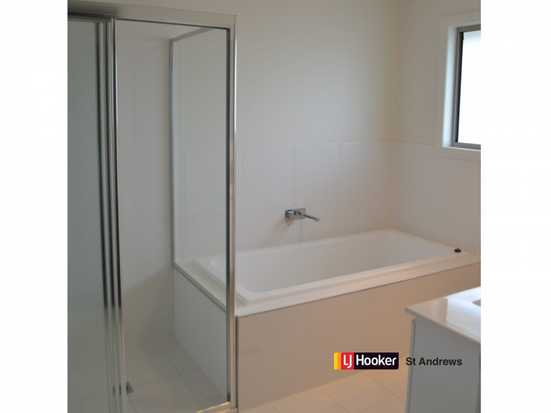 112B Banfield Drive, Oran Park NSW 2570