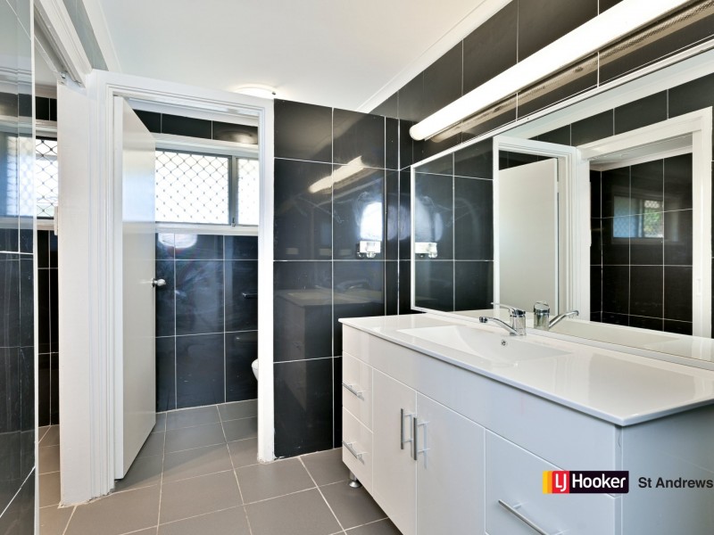 14 Stranraer Drive, St Andrews NSW 2566