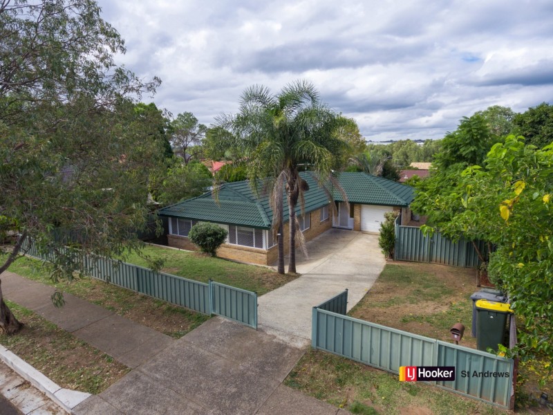 14 Stranraer Drive, St Andrews NSW 2566
