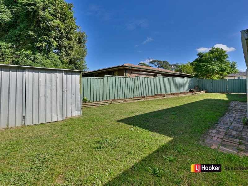 14 Stranraer Drive, St Andrews NSW 2566