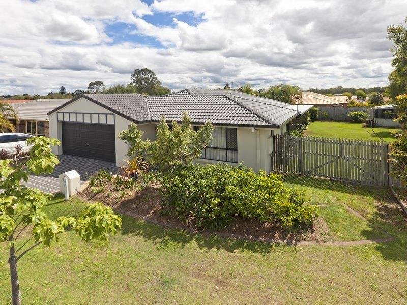 36 Holland Cres, Wynnum West QLD 4178
