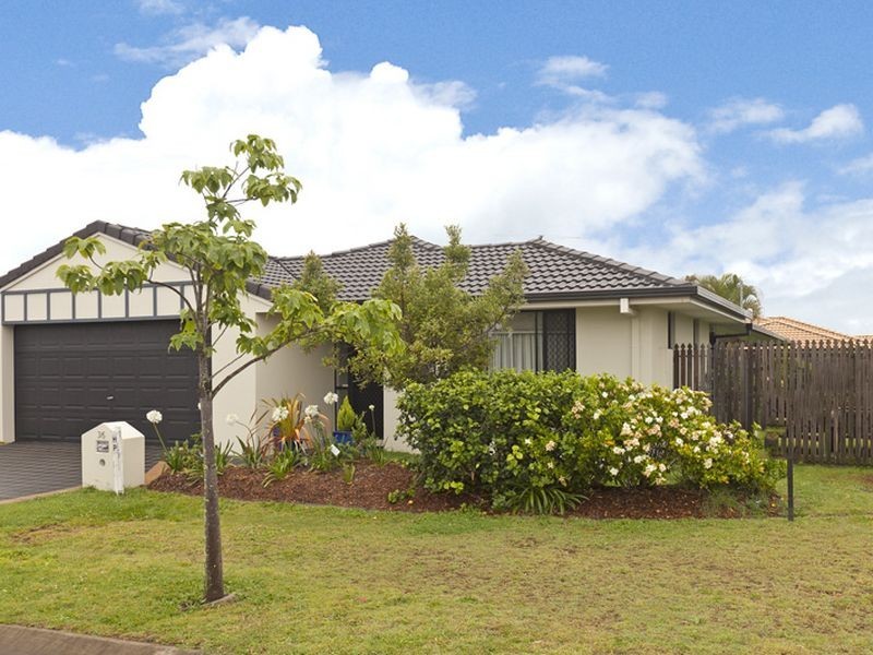 36 Holland Cres, Wynnum West QLD 4178