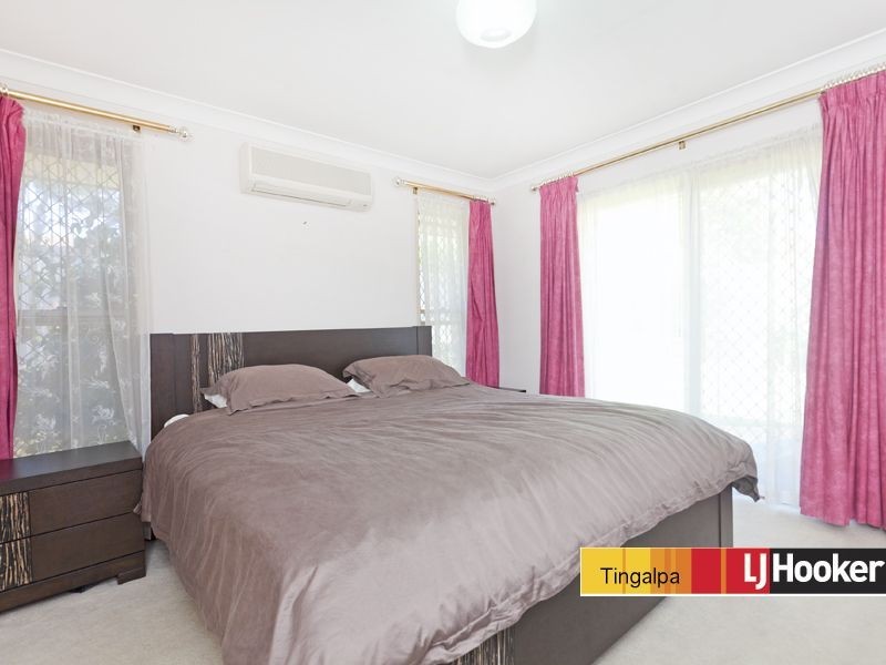 2 TREVALLY CRESCENT, Manly West QLD 4179