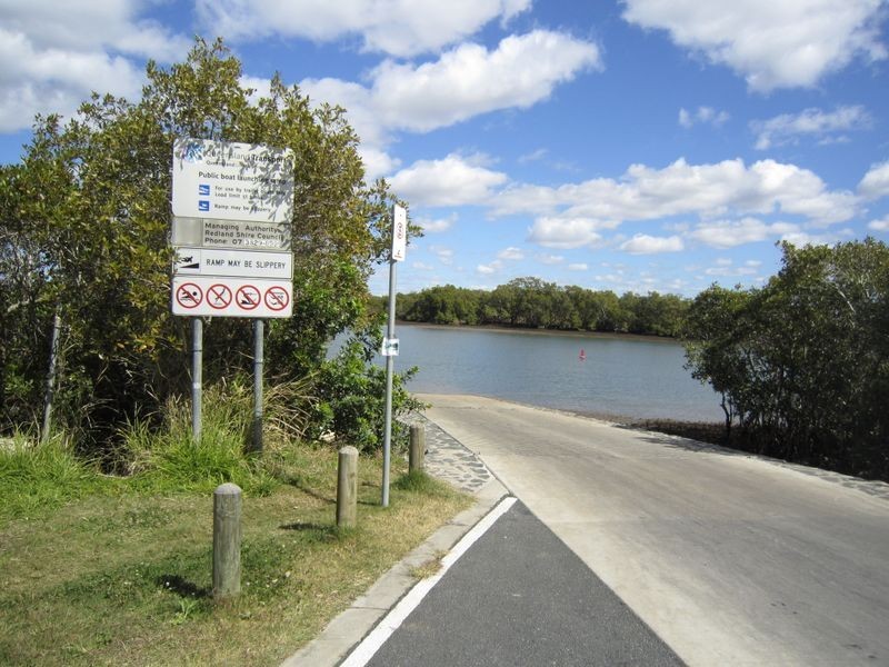 9 LUCY ST, Thorneside QLD 4158