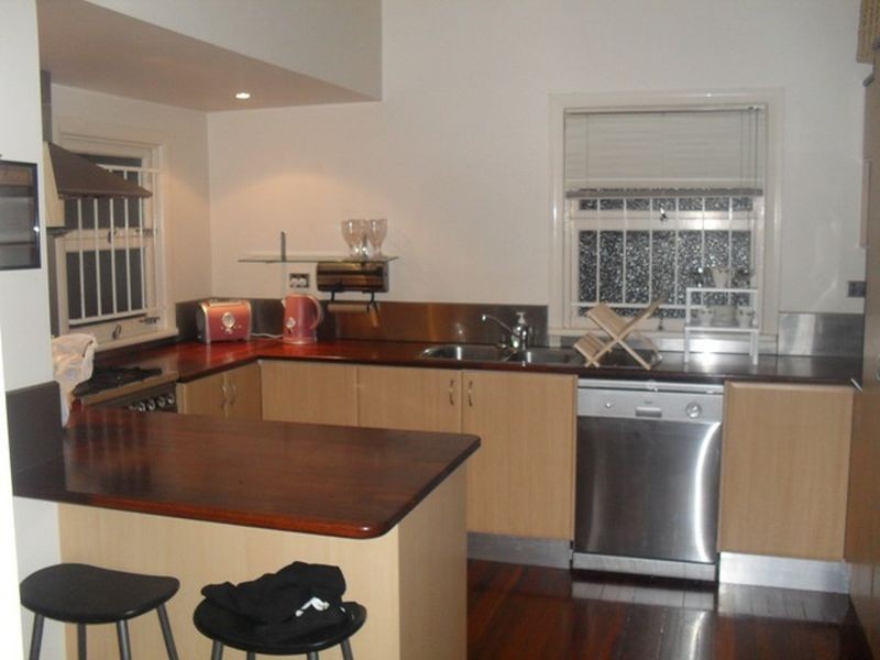 26 Duke Street, Cannon Hill QLD 4170