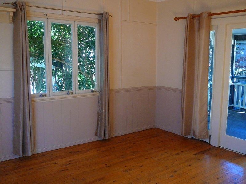 34 Booran, Lota QLD 4179