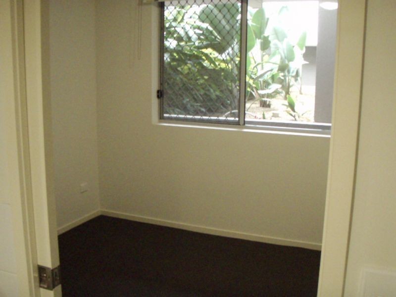 2/219 Tufnell Road, Banyo QLD 4014