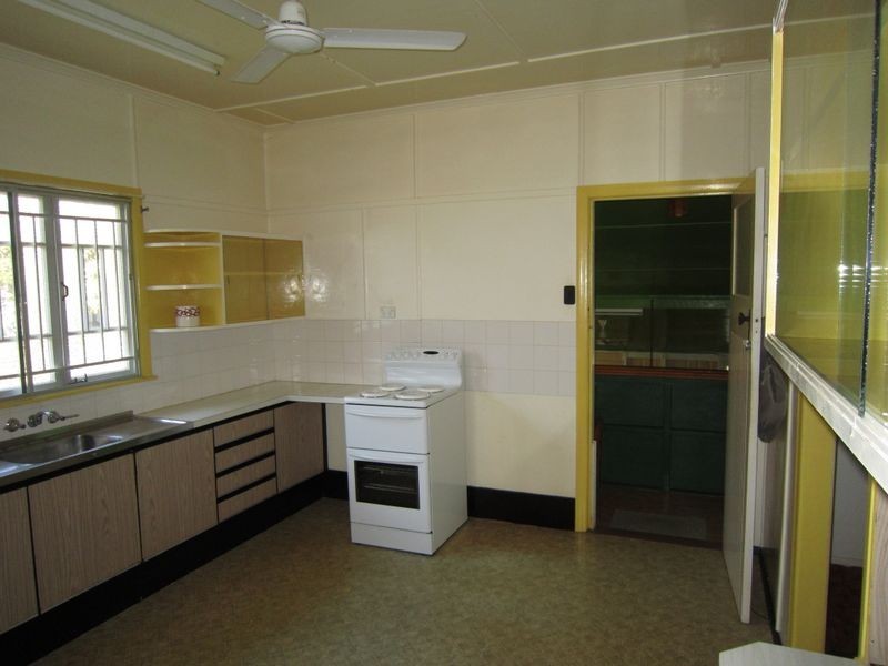 2293 Wynnum Road, Wynnum QLD 4178