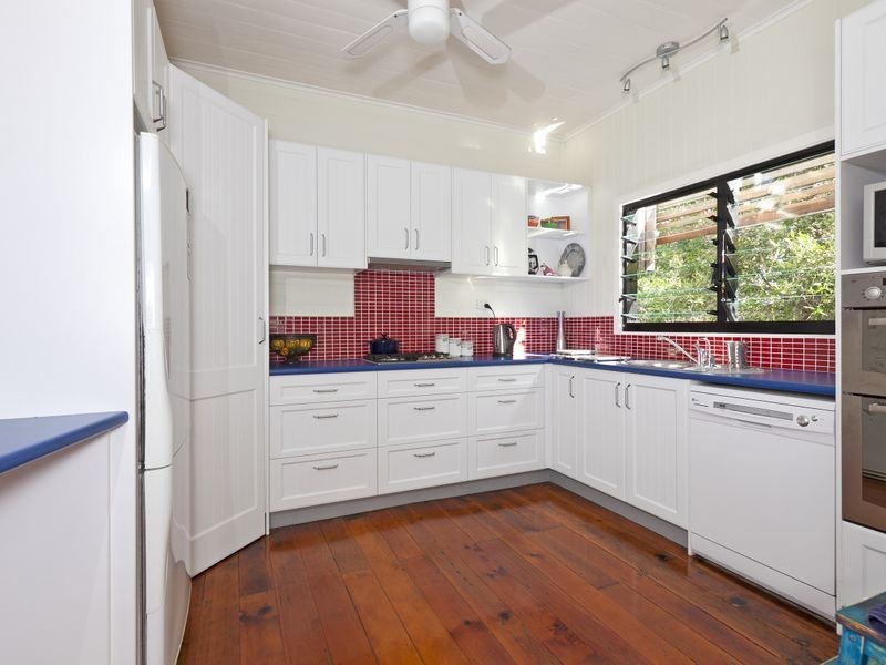 31 Berrima Street, Wynnum QLD 4178
