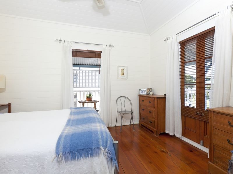 31 Berrima Street, Wynnum QLD 4178