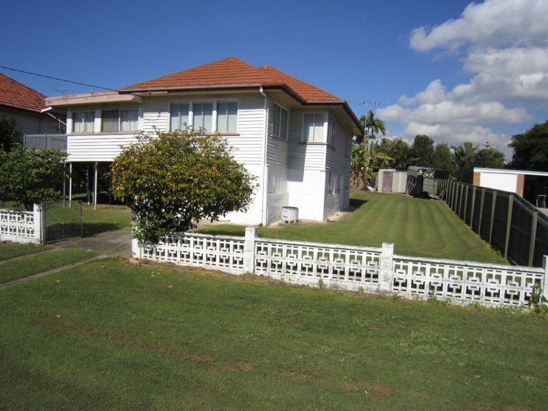 82 Joffre Street, Wynnum QLD 4178