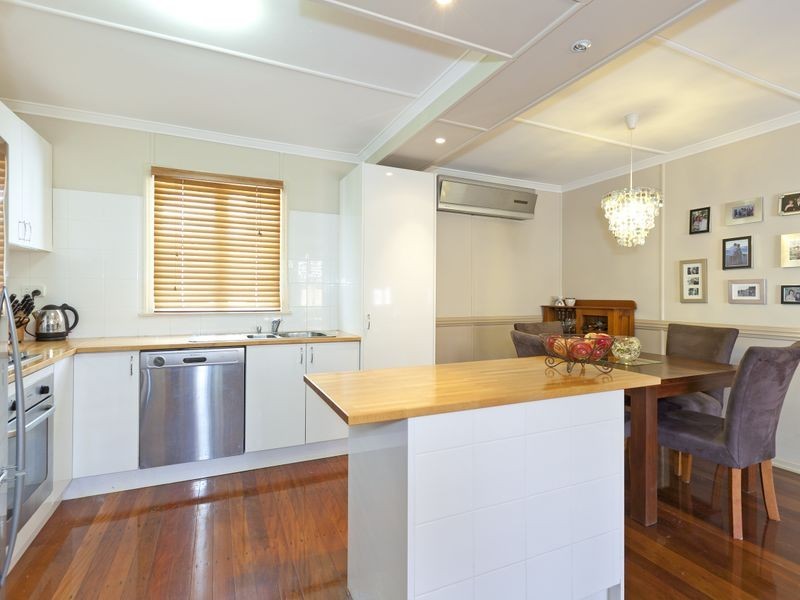 41 Buderim Street, Manly QLD 4179