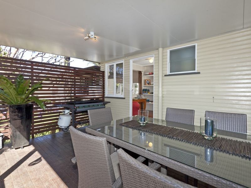 41 Buderim Street, Manly QLD 4179