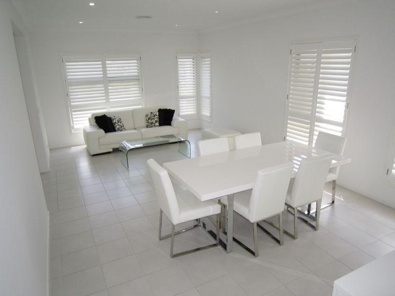 62 hIGHLAND CRES, Belmont QLD 4153