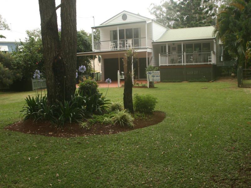 378 Victoria Parade, Coochiemudlo Island QLD 4184