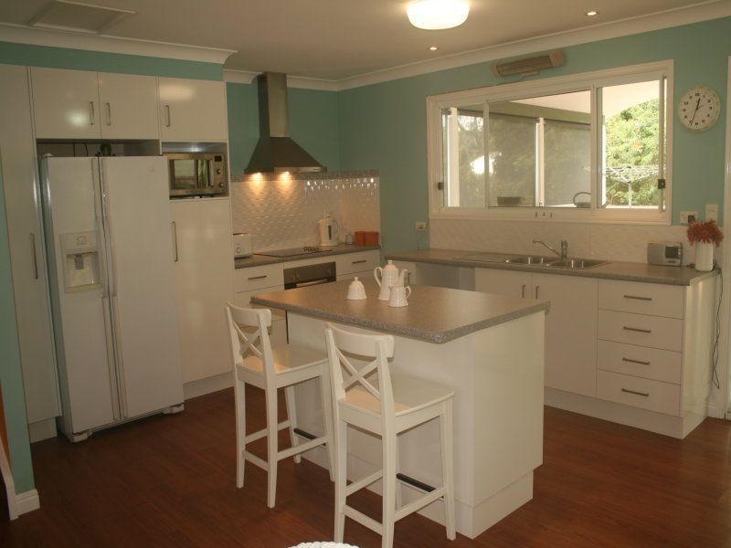 378 Victoria Parade, Coochiemudlo Island QLD 4184