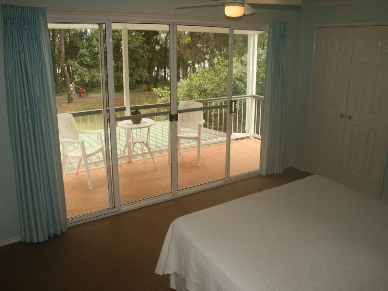 378 Victoria Parade, Coochiemudlo Island QLD 4184