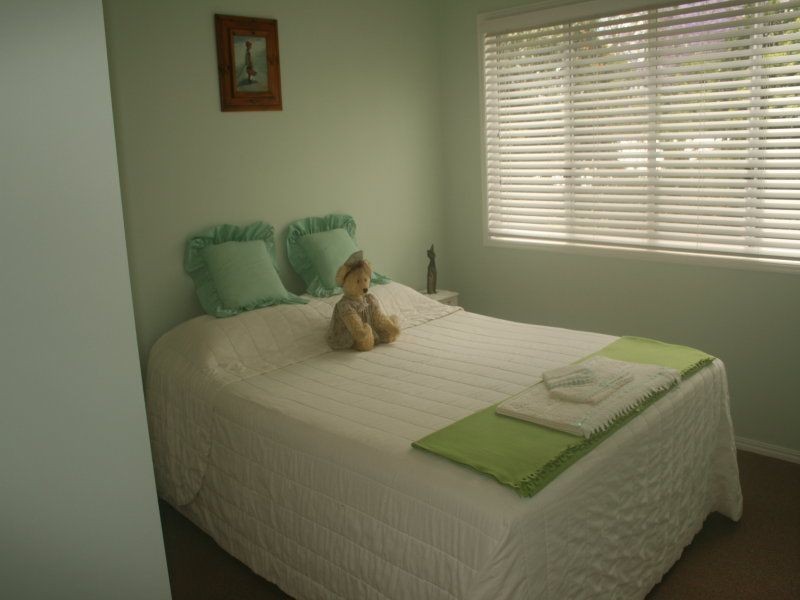 378 Victoria Parade, Coochiemudlo Island QLD 4184