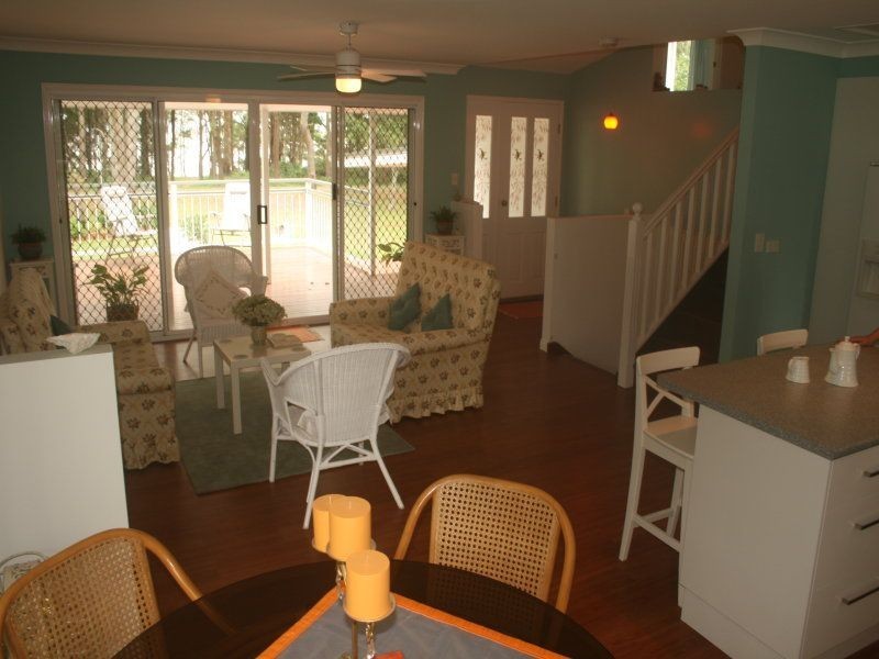 378 Victoria Parade, Coochiemudlo Island QLD 4184