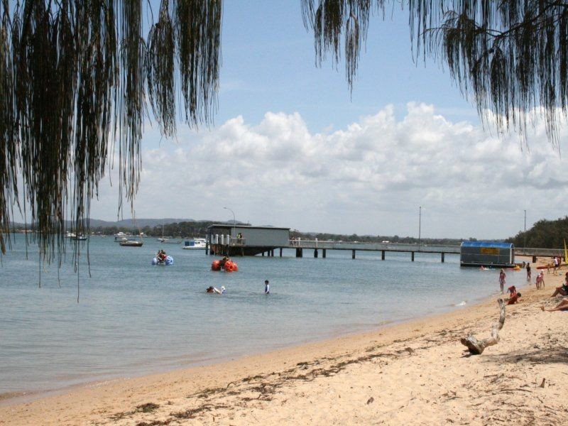 378 Victoria Parade, Coochiemudlo Island QLD 4184