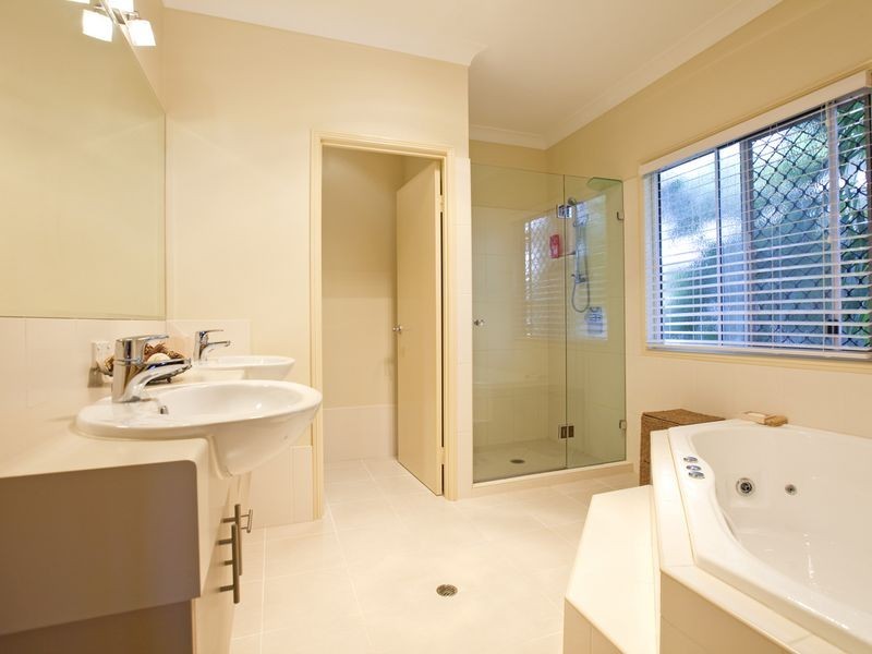 48 Boswell Terrace, Wynnum QLD 4178