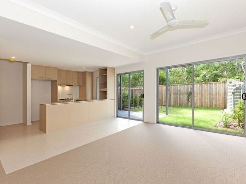 33/57 MOSS RD, Wakerley QLD 4154