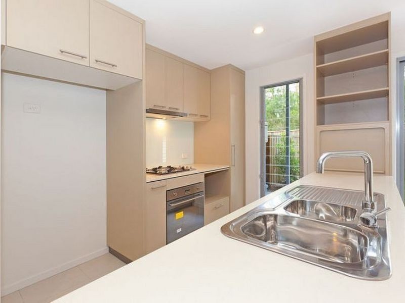33/57 MOSS RD, Wakerley QLD 4154