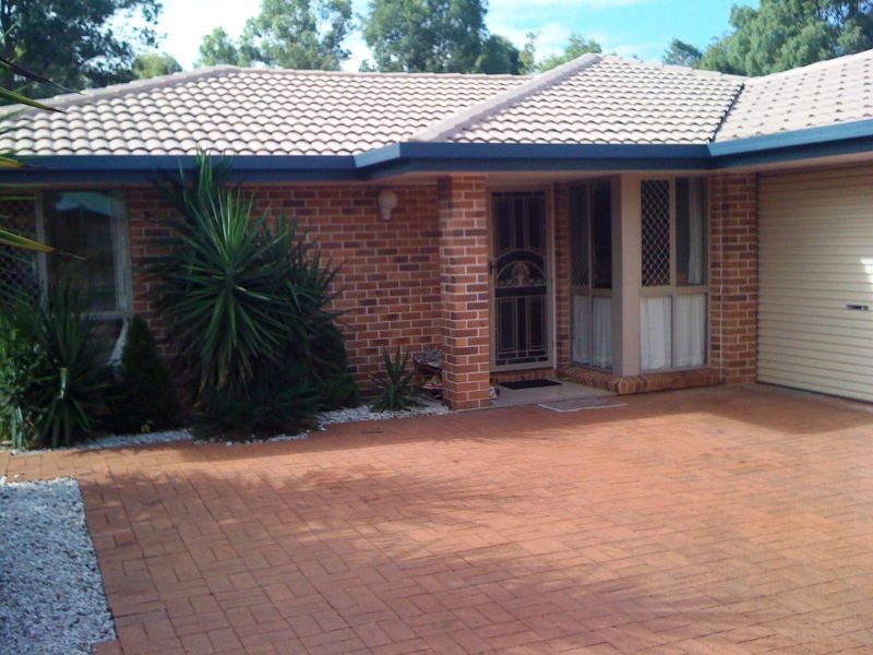 8 MAXWELL PL, Wynnum West QLD 4178