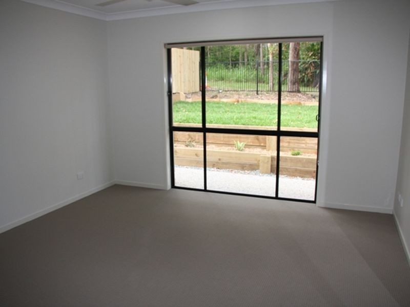 27 Bridgewater Place, Lota QLD 4179