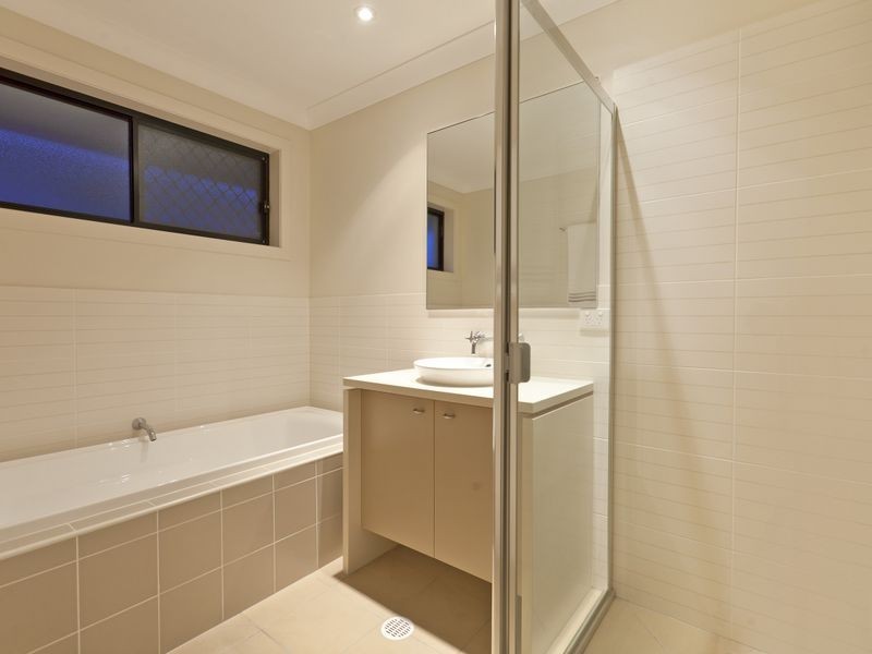 88 Summit, Belmont QLD 4153