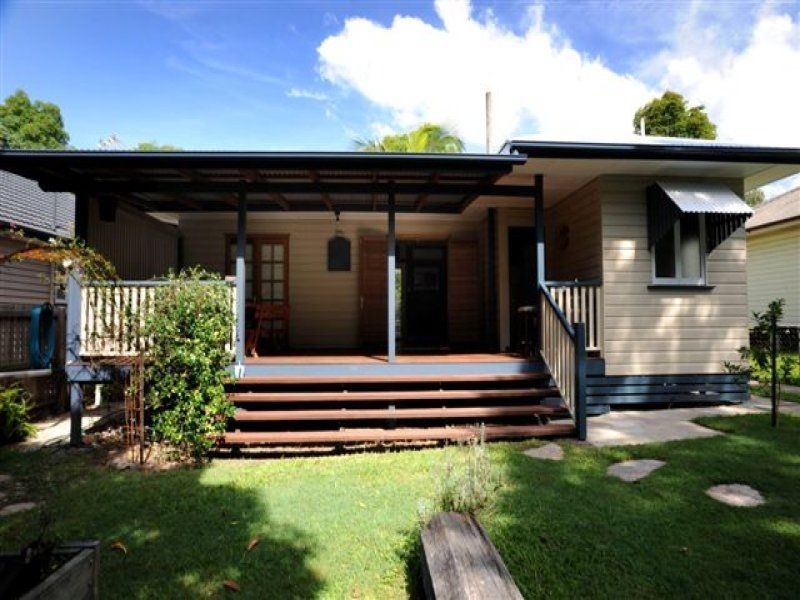 17 Shepherd, Wynnum QLD 4178