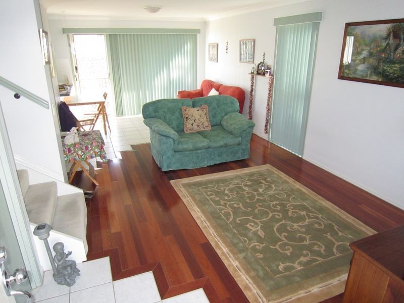 7/11 Trevally  Cres, Manly West QLD 4179