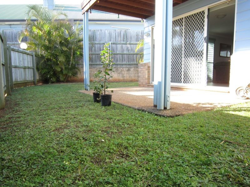 7/11 Trevally  Cres, Manly West QLD 4179