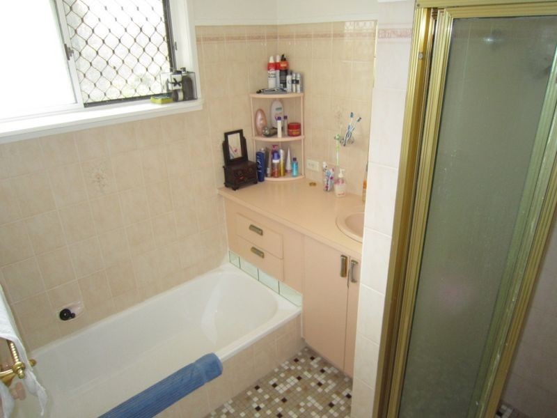 42 Leon, Tingalpa QLD 4173