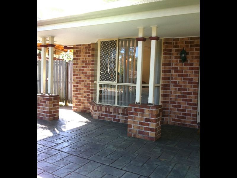 4 Pimelea Cr, Mount Cotton QLD 4165