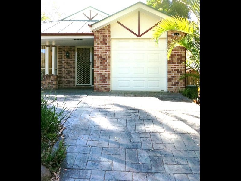 4 Pimelea Cr, Mount Cotton QLD 4165