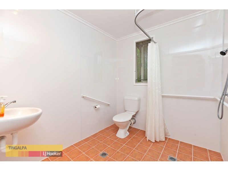 43 Hutton Ave, Wynnum QLD 4178