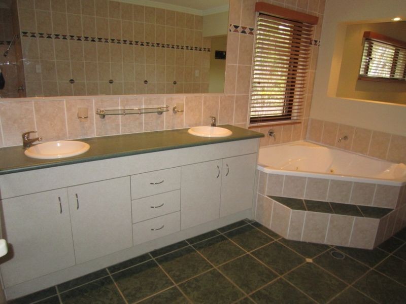 260 CHARLETON, Chandler QLD 4155