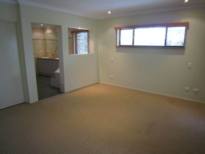 260 CHARLETON, Chandler QLD 4155