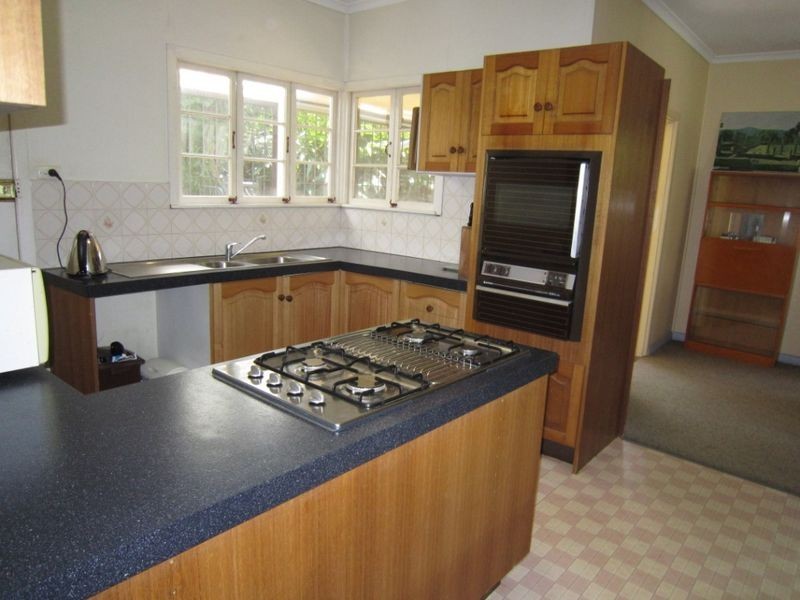 561 Hemmant-Tingalpa Rd, Tingalpa QLD 4173