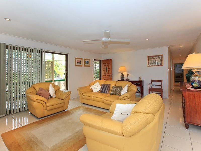 20 Hartigan, Belmont QLD 4153