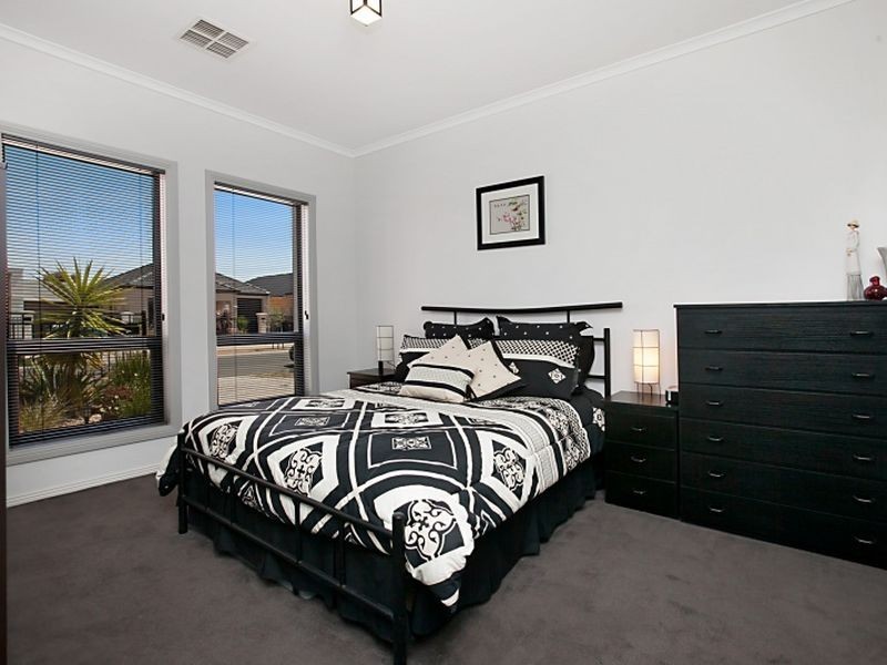 79 Sanctuary Drive, Mawson Lakes SA 5095