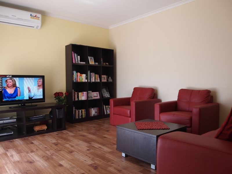 9 Erica Court, Parafield Gardens SA 5107