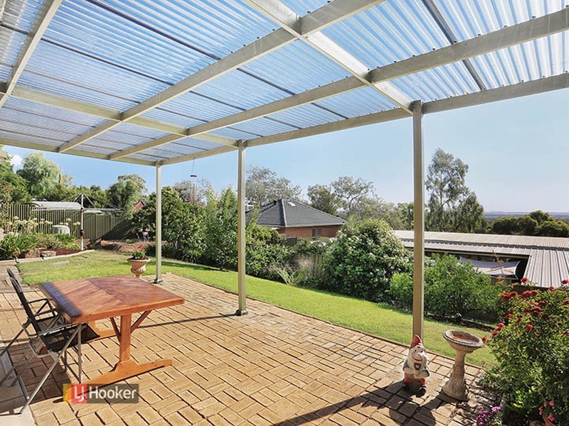 15 Goodwin Court, Para Hills SA 5096