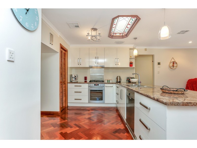 25 Ingham Way, Salisbury Heights SA 5109